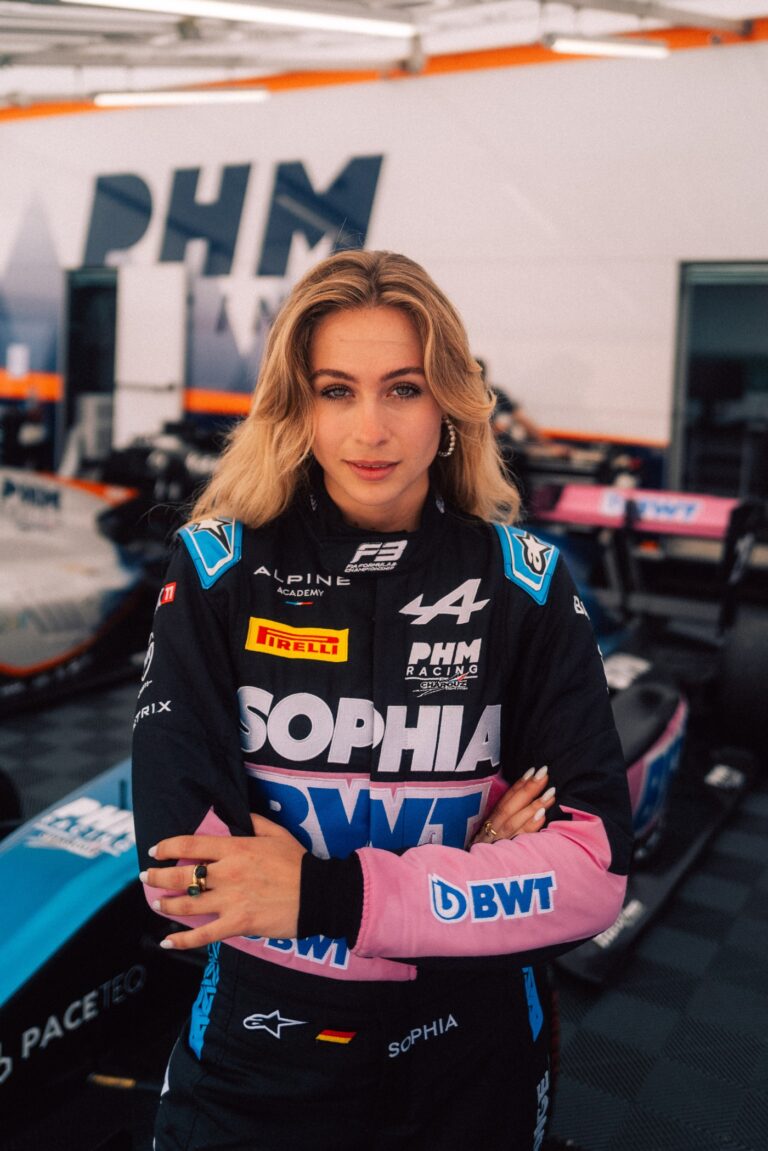 Sophia Flöersch in her race suit