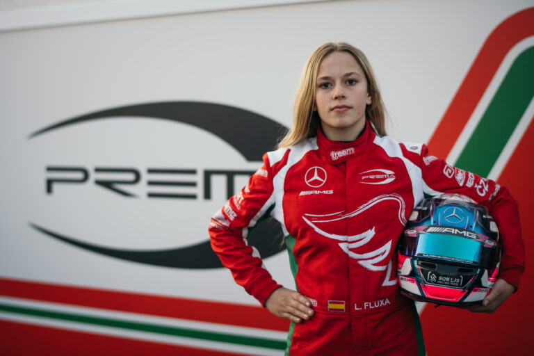 Luna Fluxa in her race suit