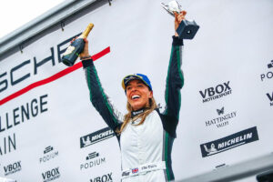 female sports car racer Elle Davis