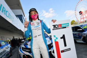 female formula racer Rio Shimono