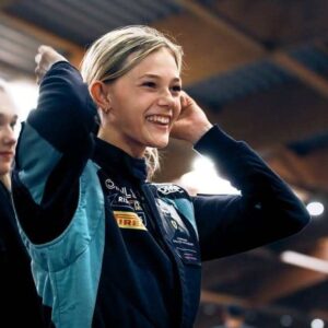 female formula racer Alba Larsen